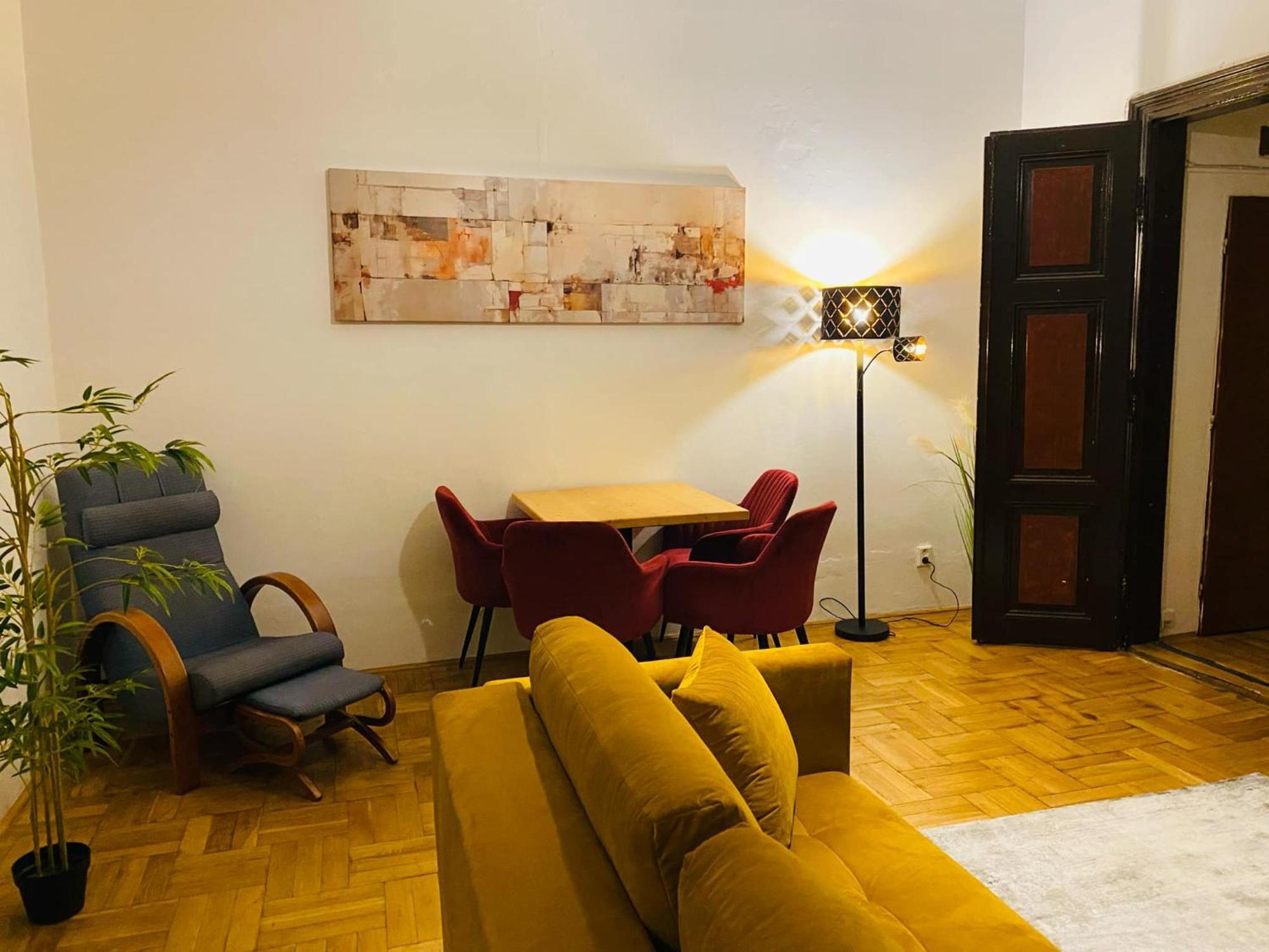 Plne Vybaveny U Velkeho Namesti 3, Wi-fi, Netflix, Vana